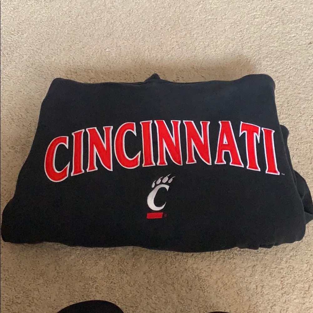 CINCINATTI black and red hoodie